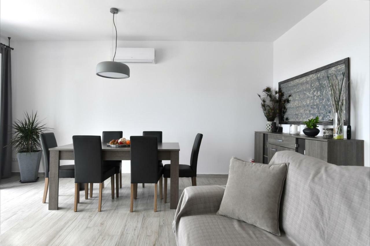 Parikias Seaside House Apartment Parikia  Exterior photo